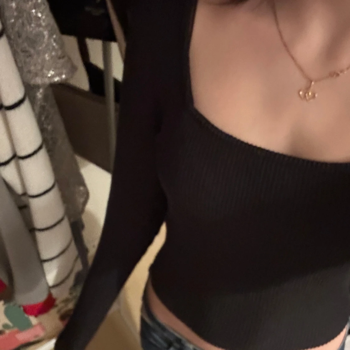 Svart långärmad tröja