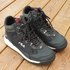 Skor, Fila, herr - Fila, svart vinterkänga, herr, nyskick. Storlek 43.