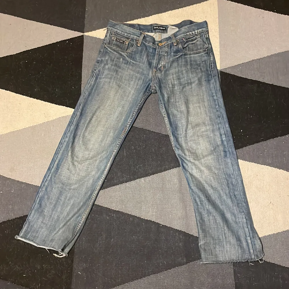 Feta d&g jeans köpta på Plick  Bra skick. Jeans & Byxor.