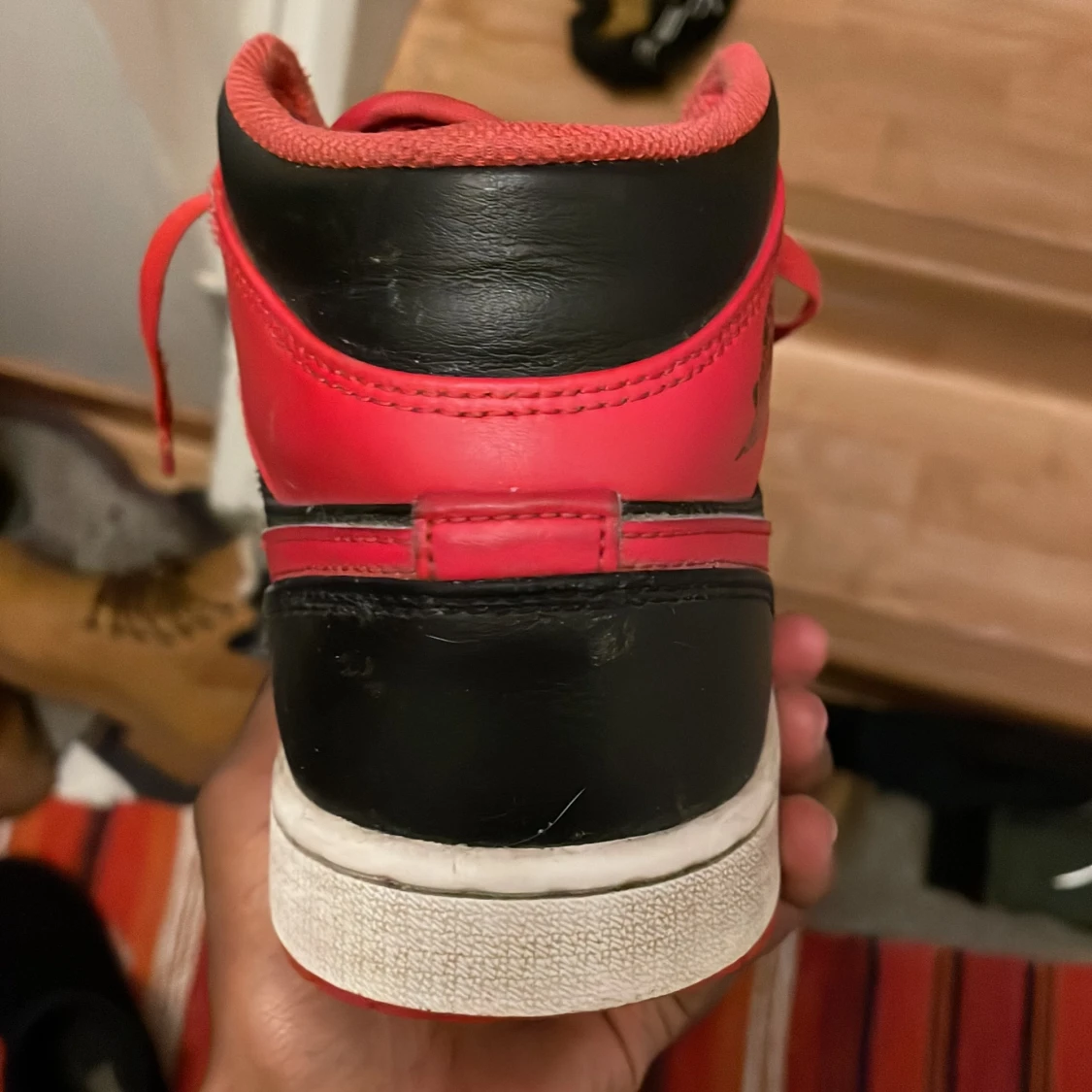 Skorna ska fixar som att dom såg nya ut  - 92