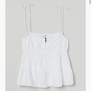 Volang topp - Säljer detta söta linne från H&M!
