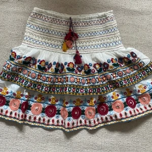 Zara kjol - Intressekoll på min super fina kjol från zara 