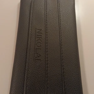 Nässesär till borstar - Nässesär till sminkborstar! Använd typ 1 gång, inga defekter.