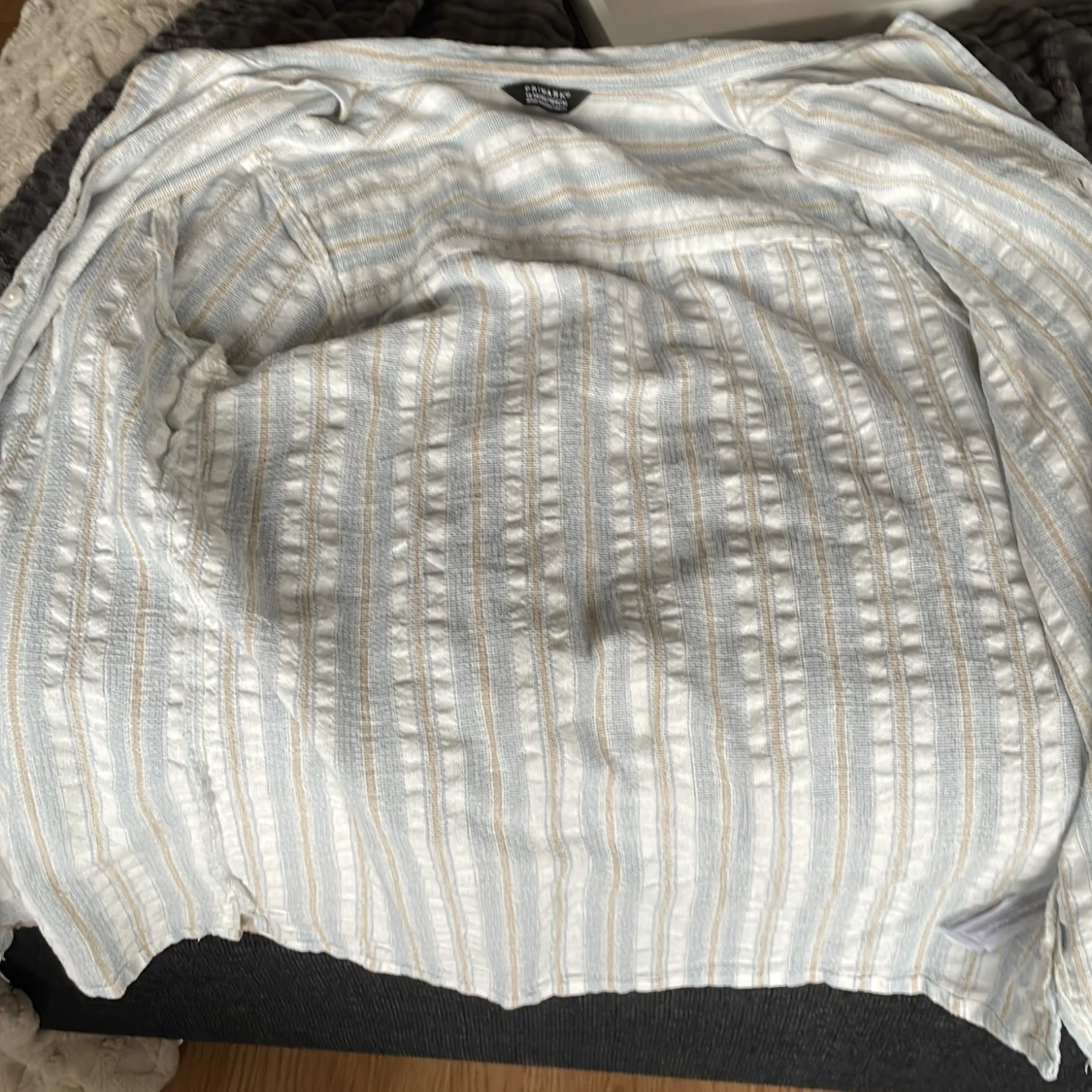 Fin skjorta från primark - 90
