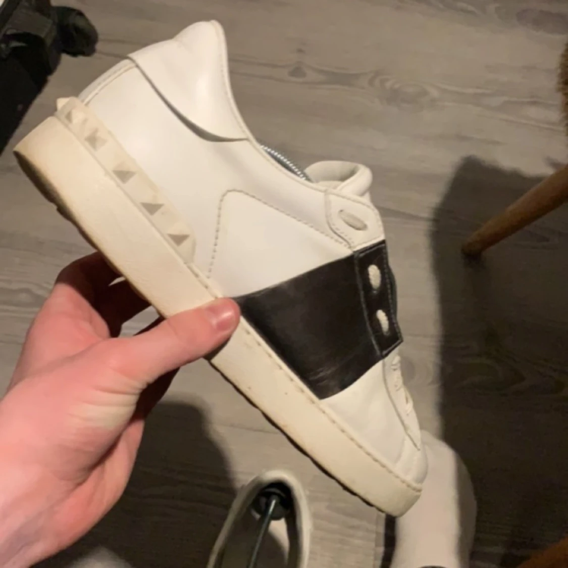 Valentino Opens garavani - 91