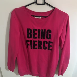 Tröja - En vanlig söt rosa tröja från H&M