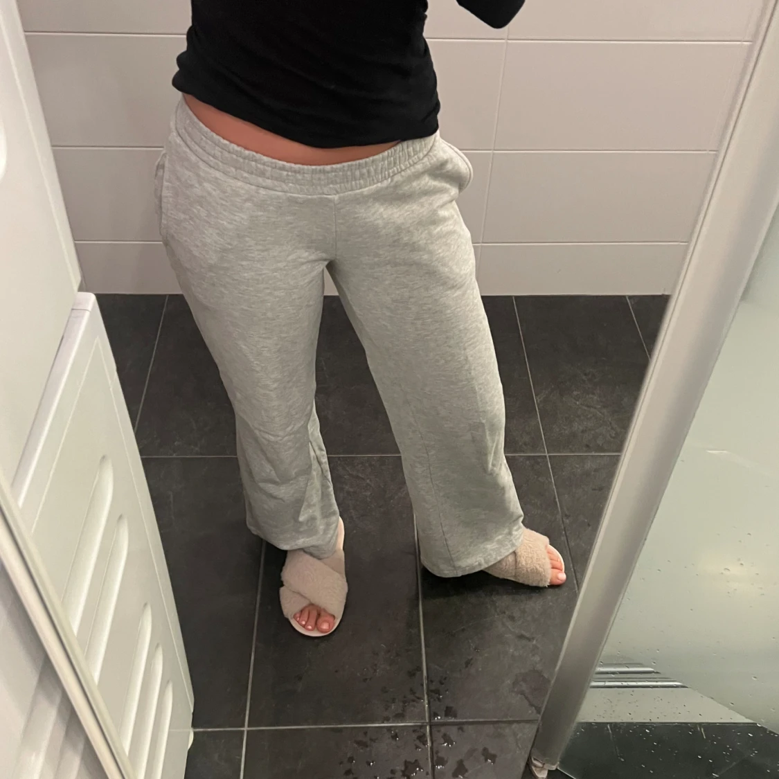 Lågmidjade mjukisbyxor 