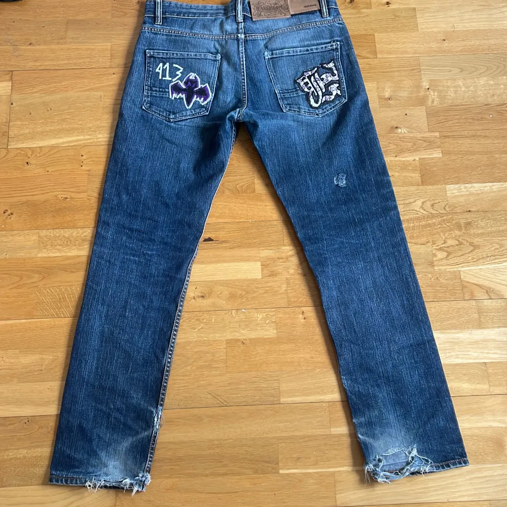 Köpte här på Plick men säljer pga de ej passar mig. Lowwaist❤️. Jeans & Byxor.