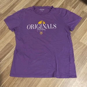 Jack & Jones T-shirts - Två tshirts från jack&jones. Säljer en för 75 båda för 120