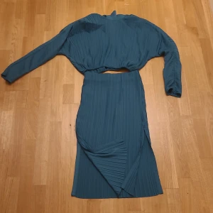 SET  - Ett grönt set inför sommarn i bra skick behagligt och bekvämt