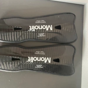 Monolit benskydd  - Monolit benskydd 