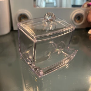 Smink förvaring  - Säljer sminkförvaring då det inte används☺️66kr styck eller allt för 200kr