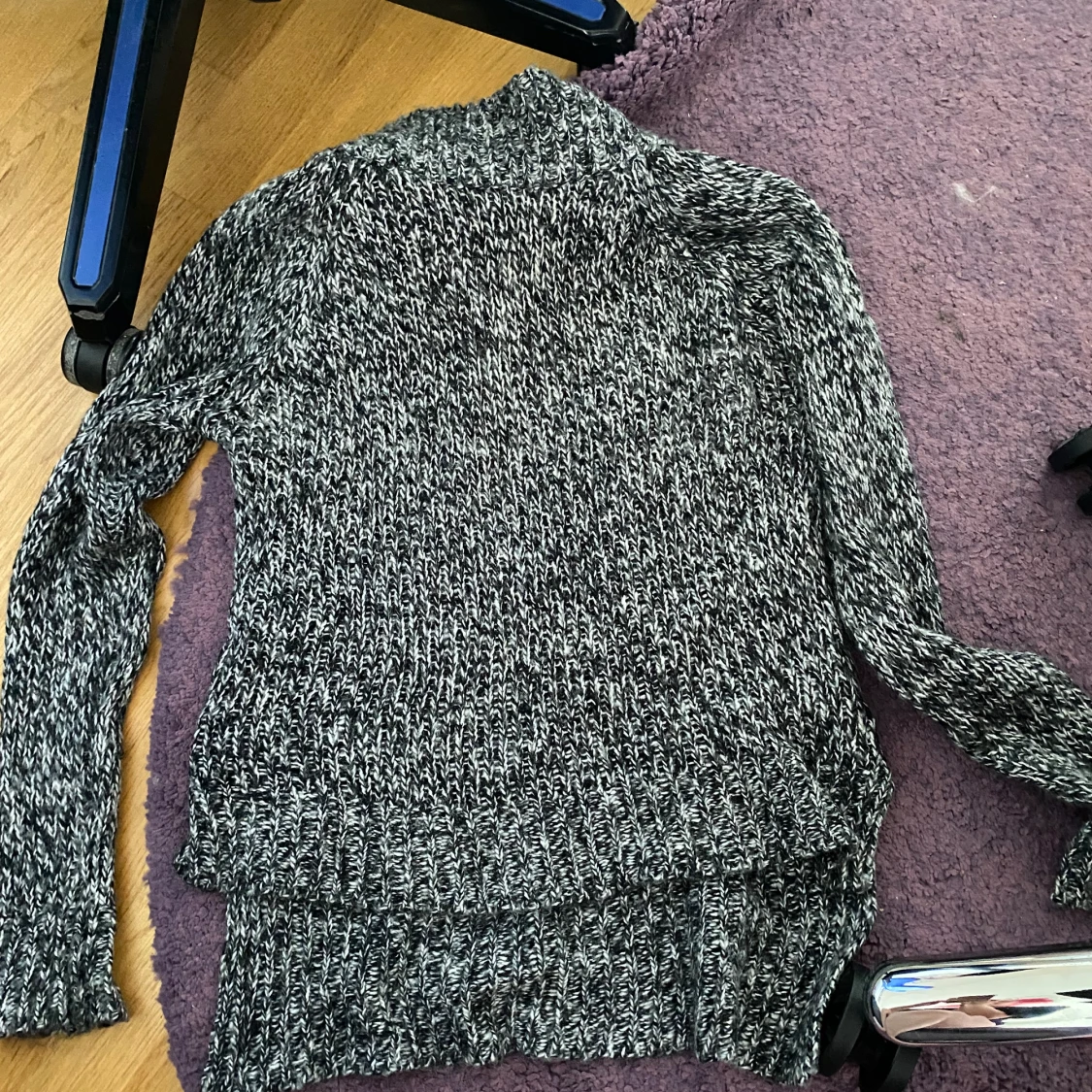 Stickad tröja 