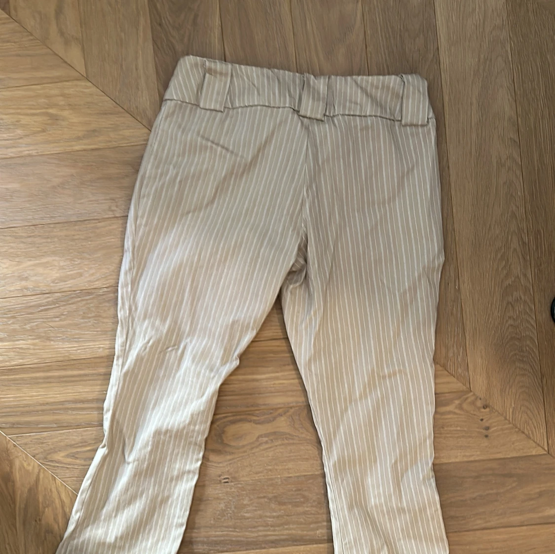 Randiga kostymbyxor - 91