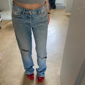 Helt nya jeans från zara storlek 36