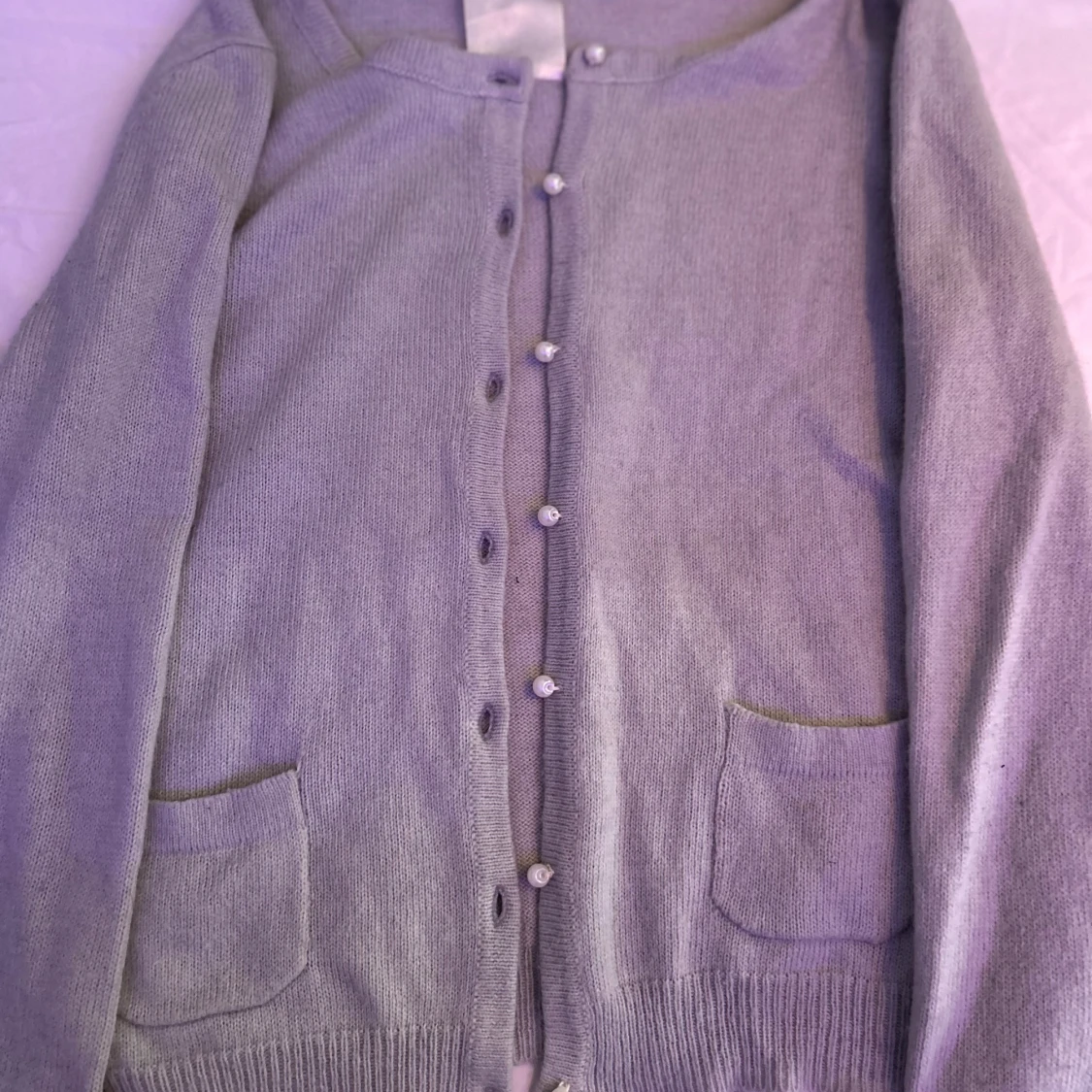 Kashmir stickad kofta, ljusgrå. - 91