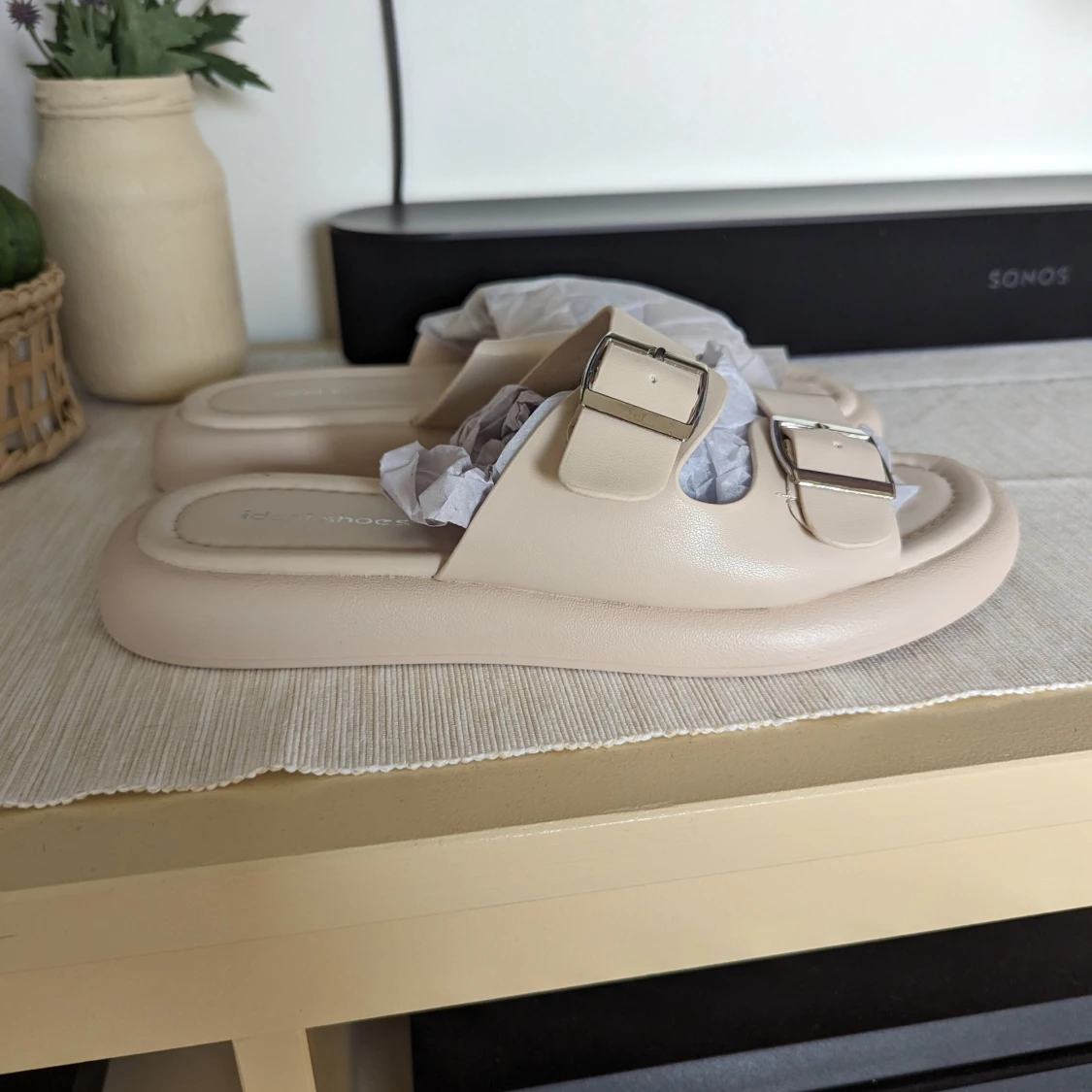 Helt nya tofflor!  - 90