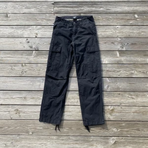 Carhartt Cargo Pants - Cargobyxor från Carhartt WIP ┃28x30┃I gott skick, sparsamt använda  ┃Fraktas eller hämtas utanför Kungälv