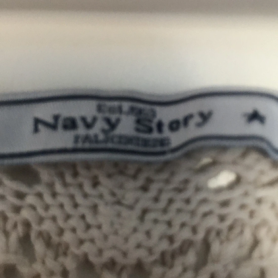 Virkad beige långärmad tröja - 90