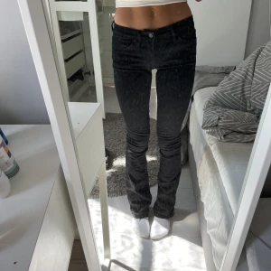 Crocker jeans  - Säljer dessa as snygga svarta jeans! 