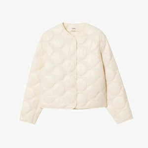 mango jacka - Säljer en jätte fin jacka från mango 💗💓💘 oanvänd!