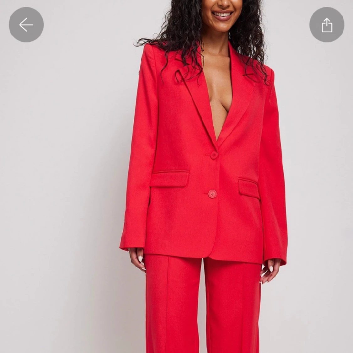 RÖD KAVAJ FRÅN NA-KD - 91