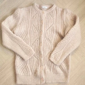 Filippa k stickad tröja - Jätte fin skik, som helt ny. 