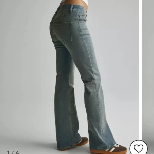 Low waist jeans  - Super fina Nelly low waist jeans i nyskick, aldrig använda! Köpte för 750kr💕💕
