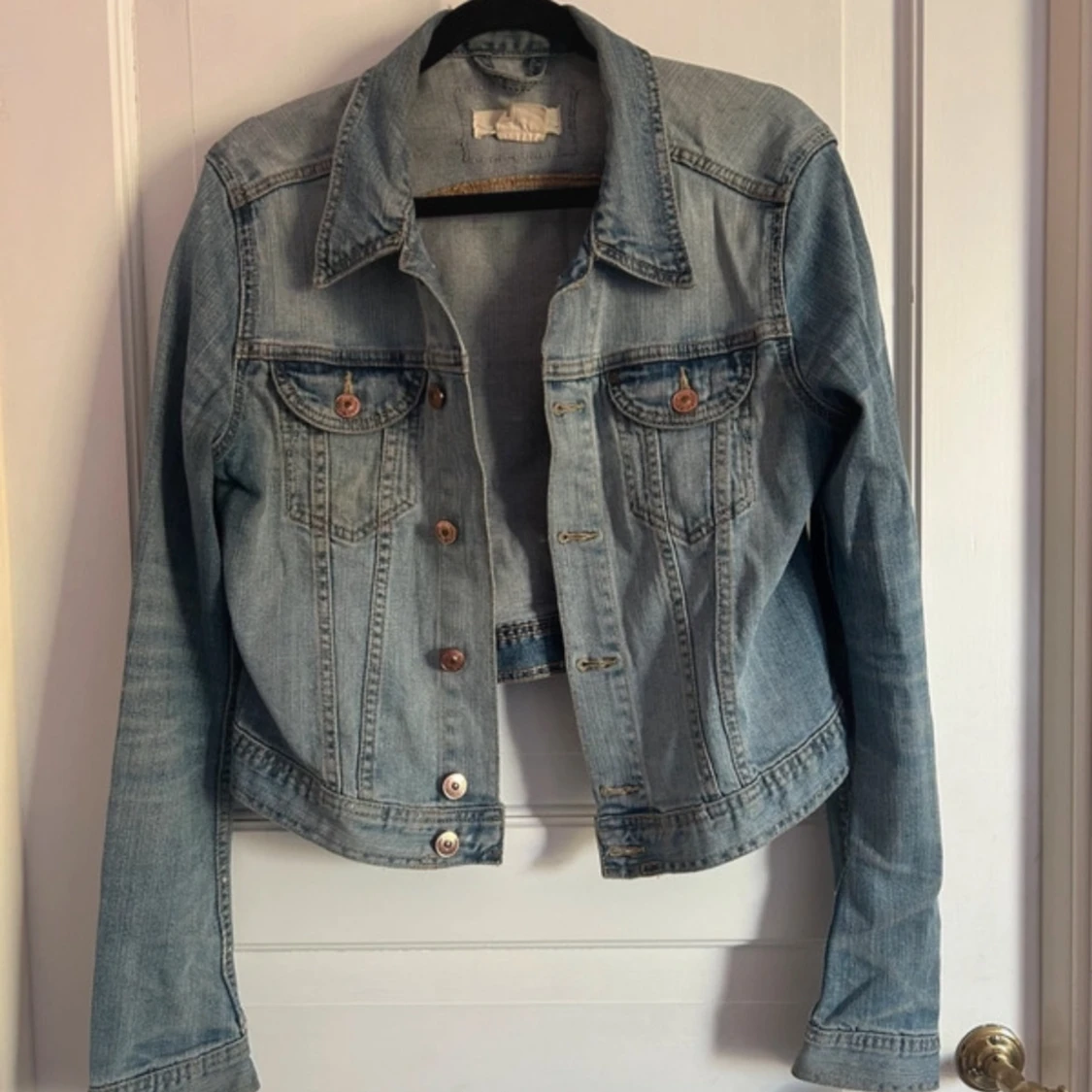 Ljusblå jeansjacka från Jacket - 90