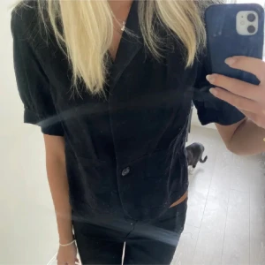 Denim topp - Säljer denna fina denim toppen 