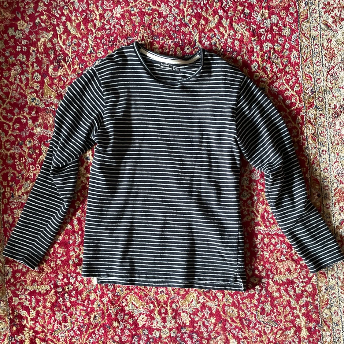 Oversized långärmad randig tröja  - 1