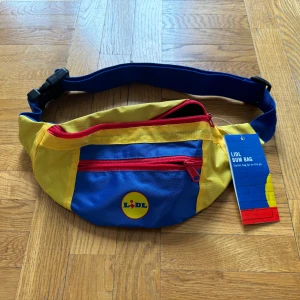 Lidl magväska - Bum bag från Lidl, köpt för några år sen. Ny med tags.