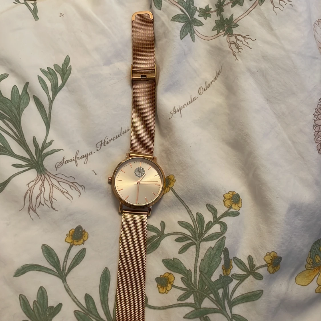 Elegant guldarmbandsur