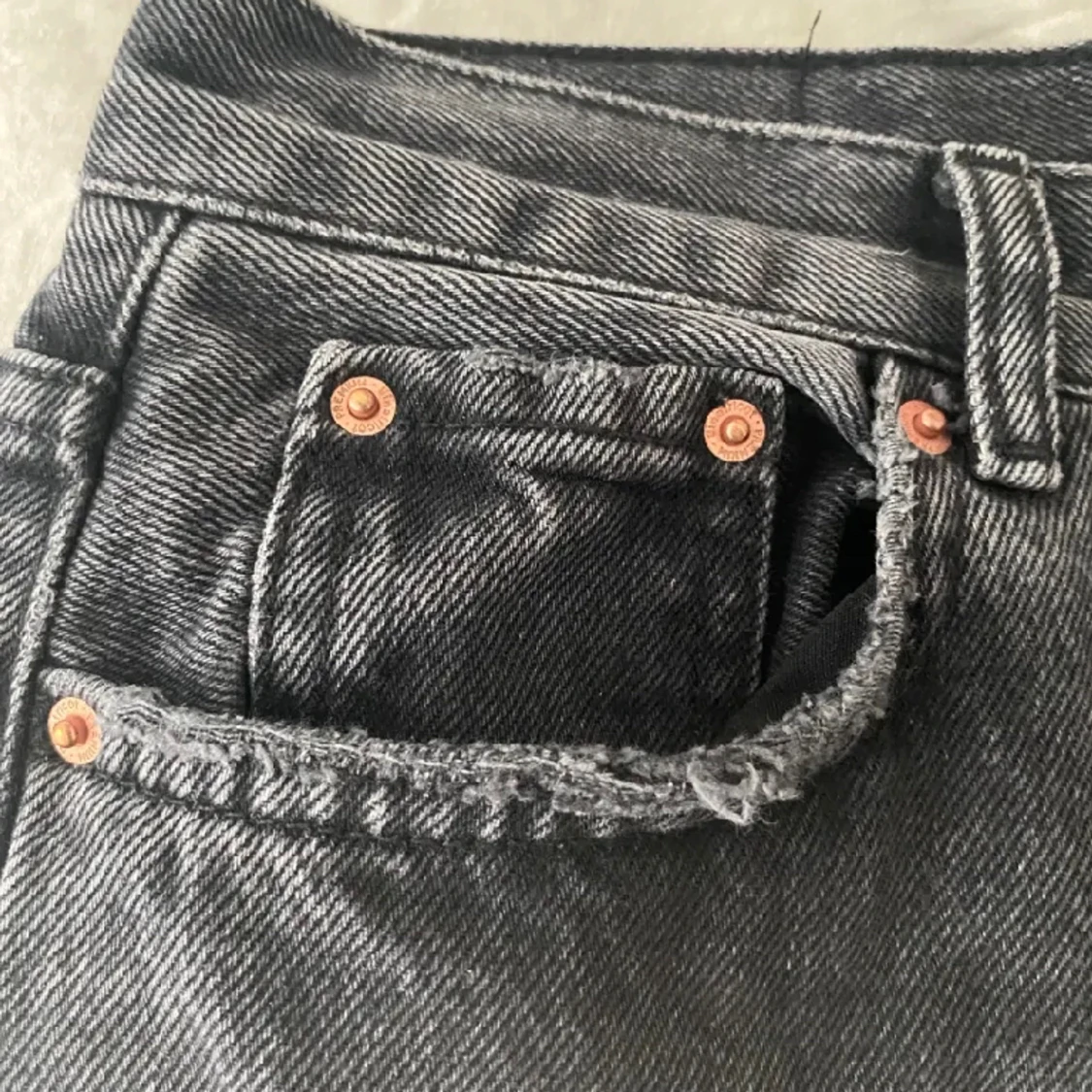 ”Super high black jeans” - 90