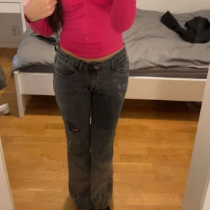 Shein jeans bootcut - Gråa Bootcut jeans i strl xs