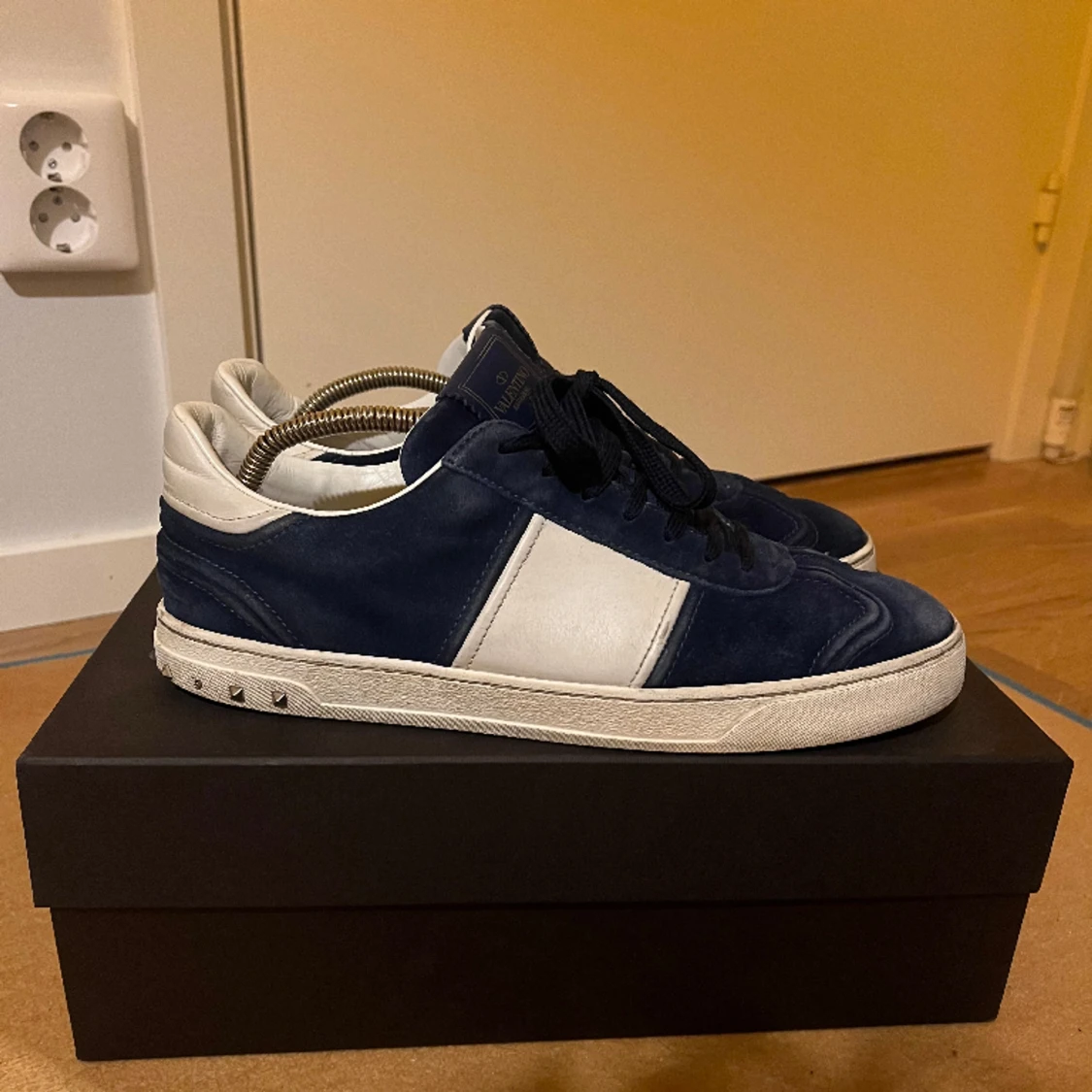 Valentino flycrews  - 91