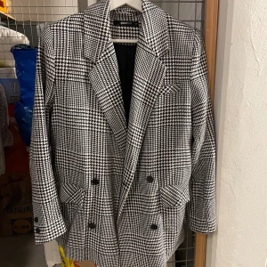 Gina Tricot kavaj  - Jättebra skick! 