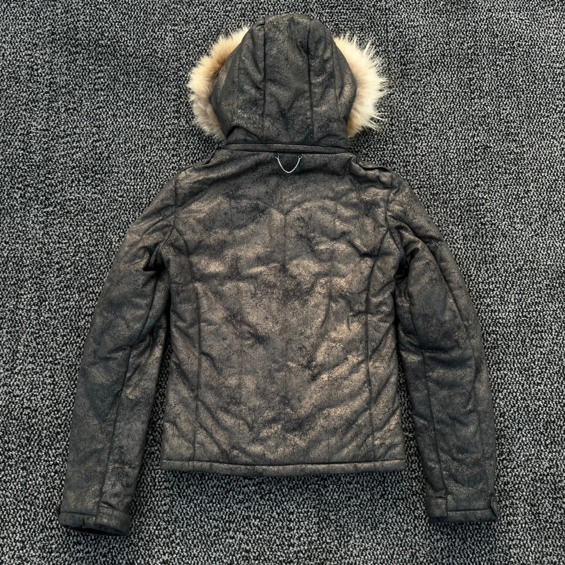 Varentine Jacka  - 90