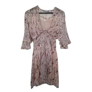 IRO POMMIE PINK DRESS, SS20. Silk mini dress, size 34/XS. Fits 36/S too. Fitted nicely around the waist.
