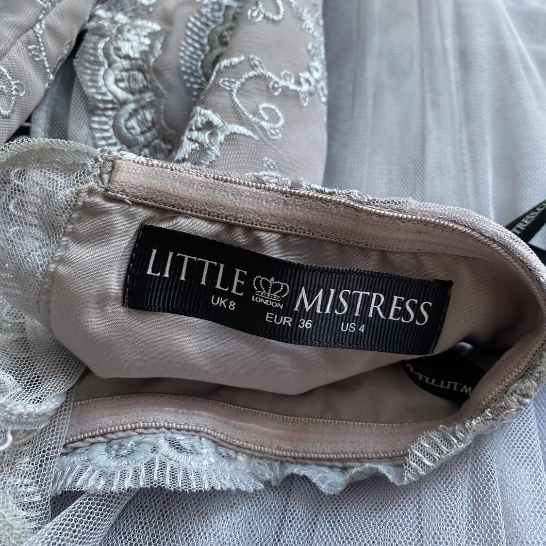 lilasilvrig festlig långklänning  - 91