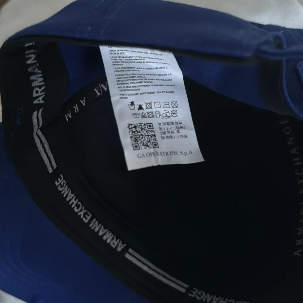 Never used still have the tag. Asusteet.
