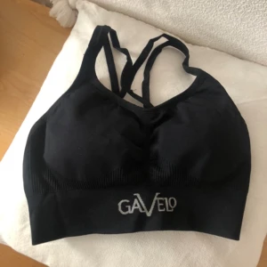 Snygg topp från Gavelo Stl M Ny!!! - Snygg topp från Gavelo. Stl M Ny!!!