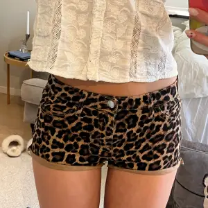 Super fina leopard shorts från H&M💕 