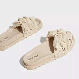 Knots sandal  - *Lånade bilder   Oanvända då jag köpte fel strl  Köpte för 399kr nypris 