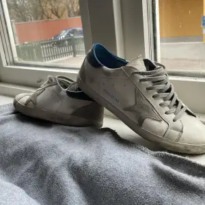 Strl 43 golden goose som jag vill byta för att jag diggar inte de längre så mycket. Bra skick