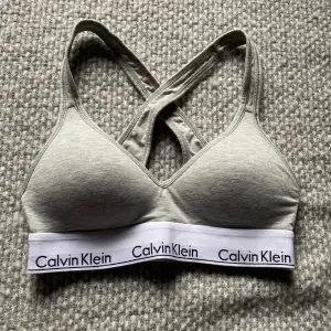 Calvin Klein bh, helt oanvänd🌟