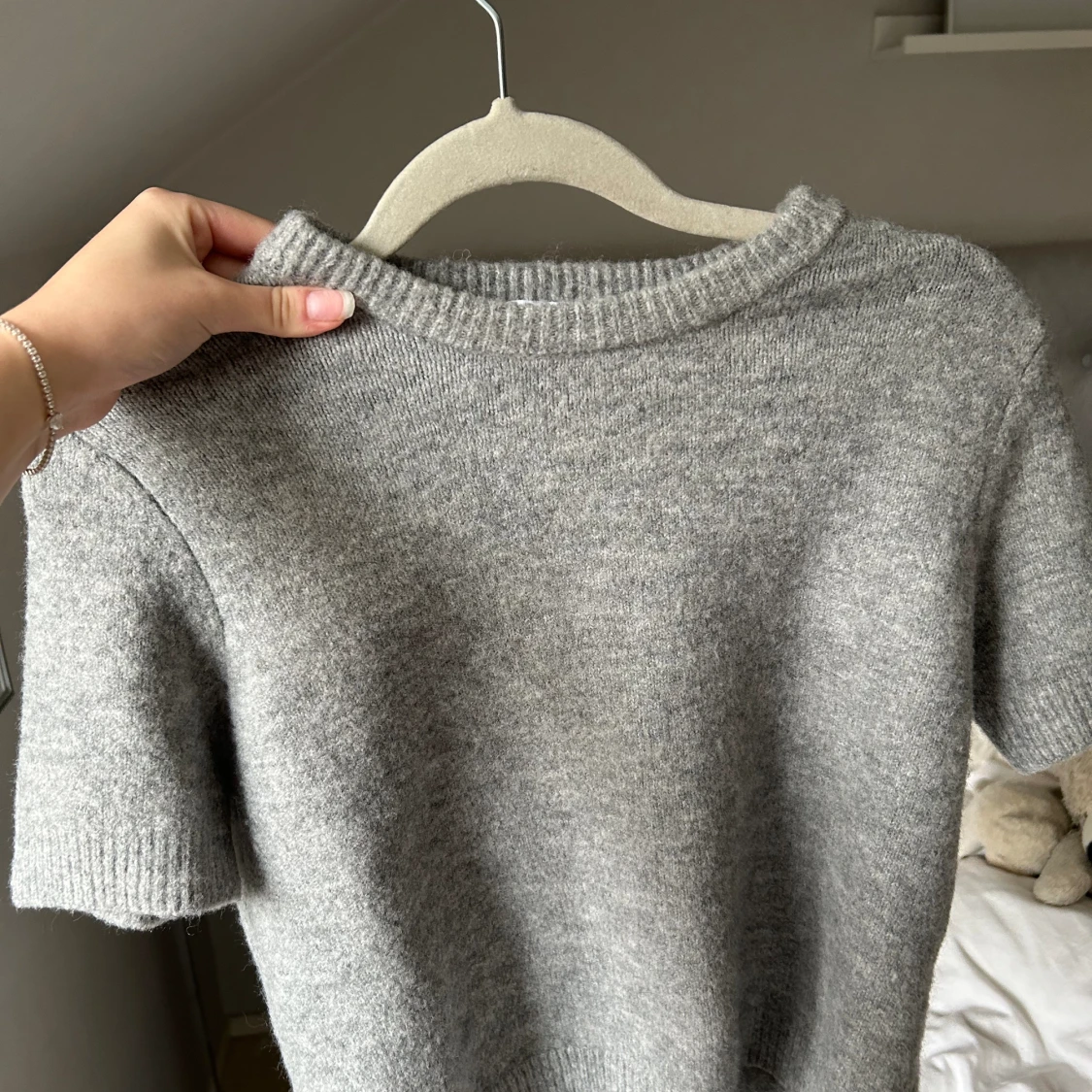 Grå stickad kortärmad tröja från zara - 91