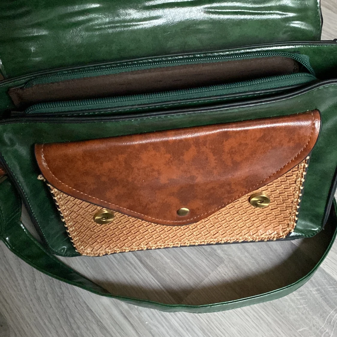 Grön skin väska - 90