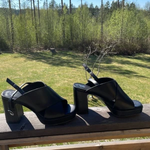 Skor - Fina skor från dinsko, använda en gång