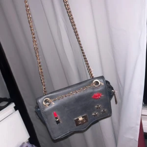 Väska - Skavanker, använd 